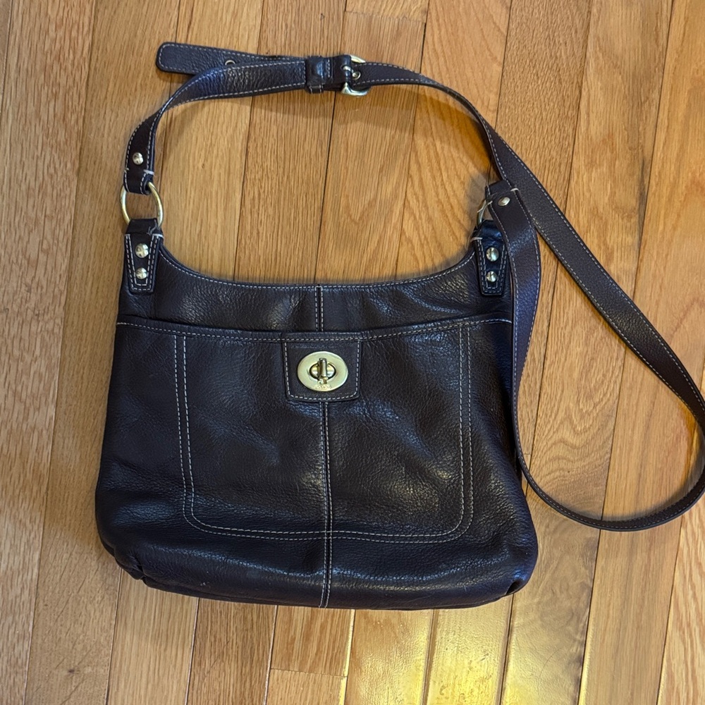 Coach Brown Leather Shoulder Bag with Turn-Lock Closure